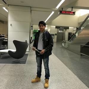 Meet your Posher, Sánchez